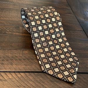 Men’s Valerio Garati silk tie.